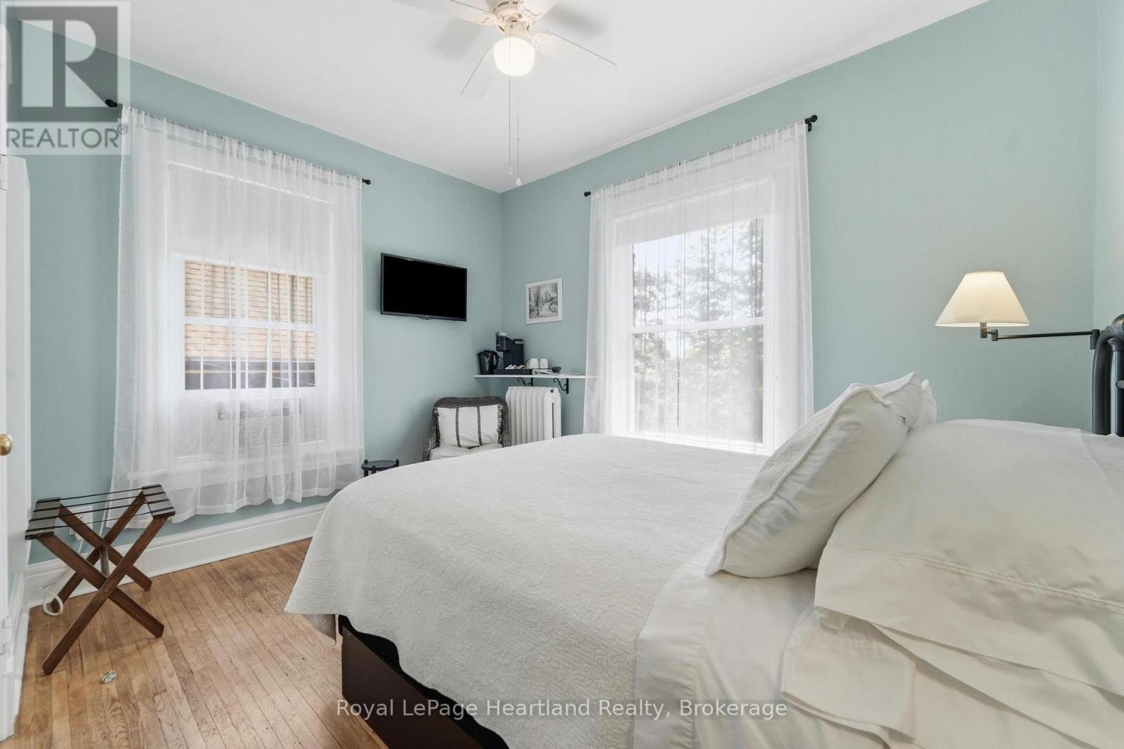 72 Colborne Street, Goderich, Ontario  N7A 2V9 - Photo 22 - X13827552