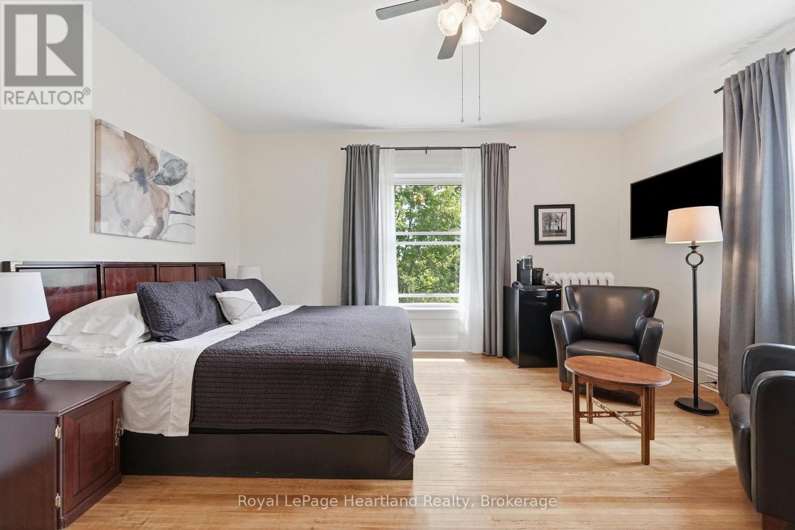72 Colborne Street, Goderich, Ontario  N7A 2V9 - Photo 27 - X13827552