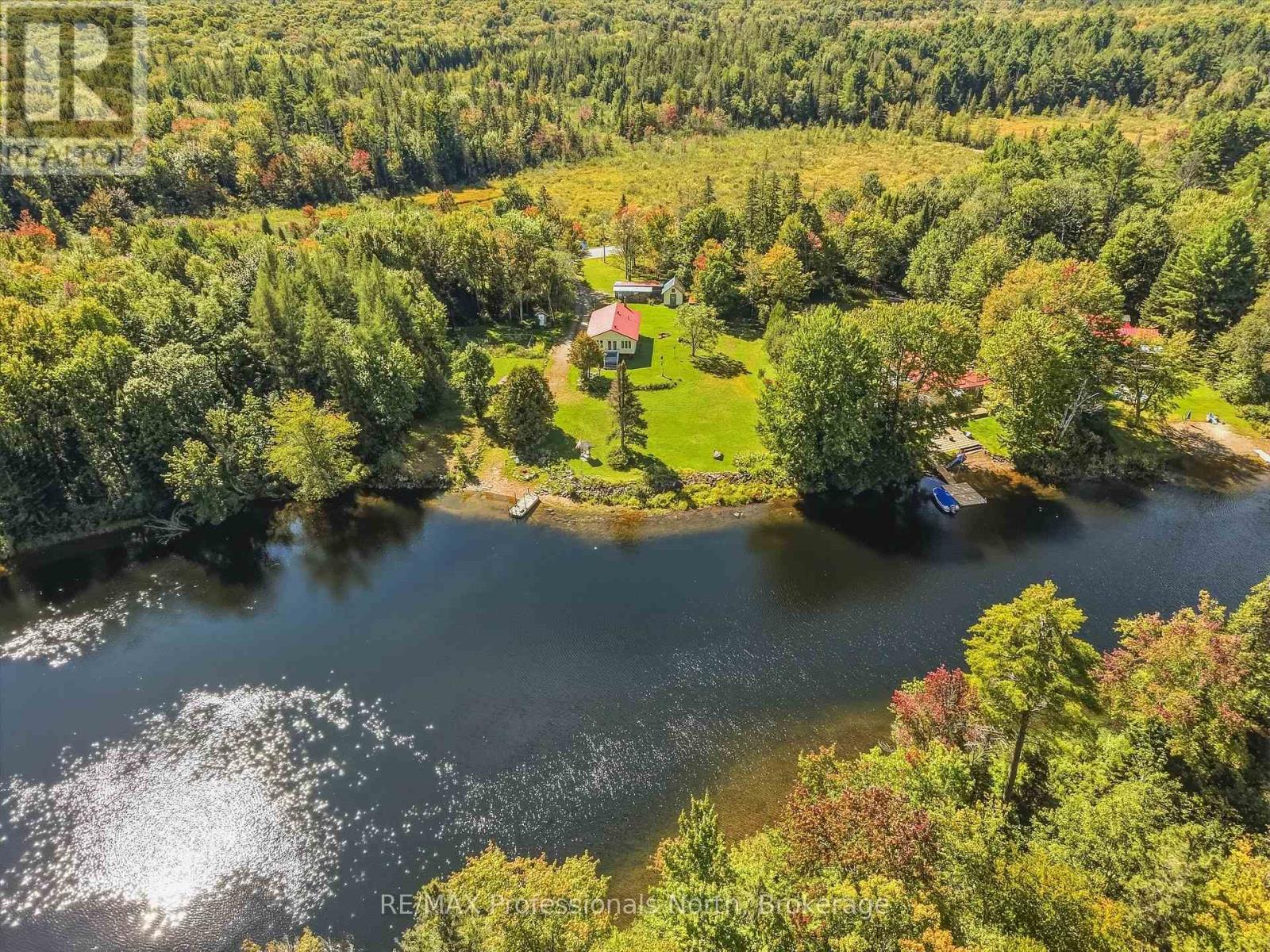 1035 SHERWOOD FOREST ROAD, Bracebridge, Ontario