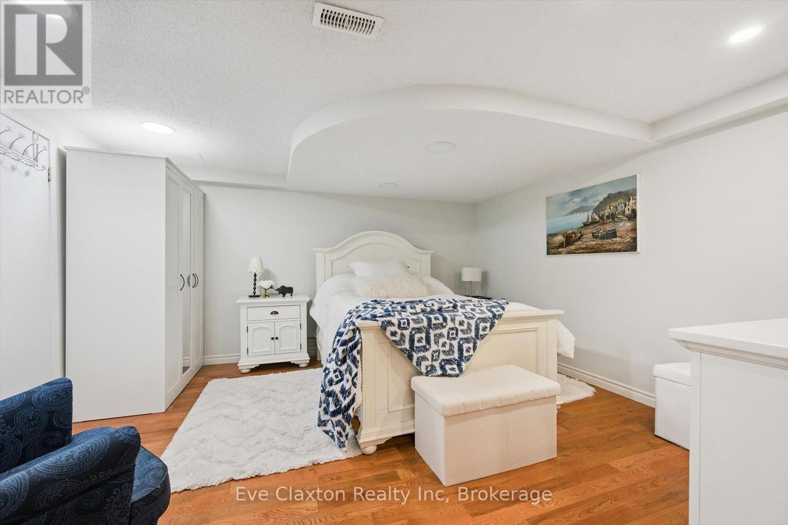 6 Renfrew Place, Guelph, Ontario  N1G 2Z5 - Photo 32 - X13827654