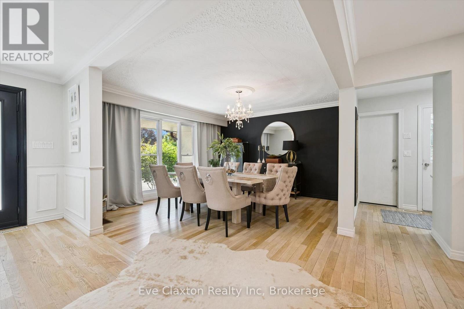 6 Renfrew Place, Guelph, Ontario  N1G 2Z5 - Photo 5 - X13827654