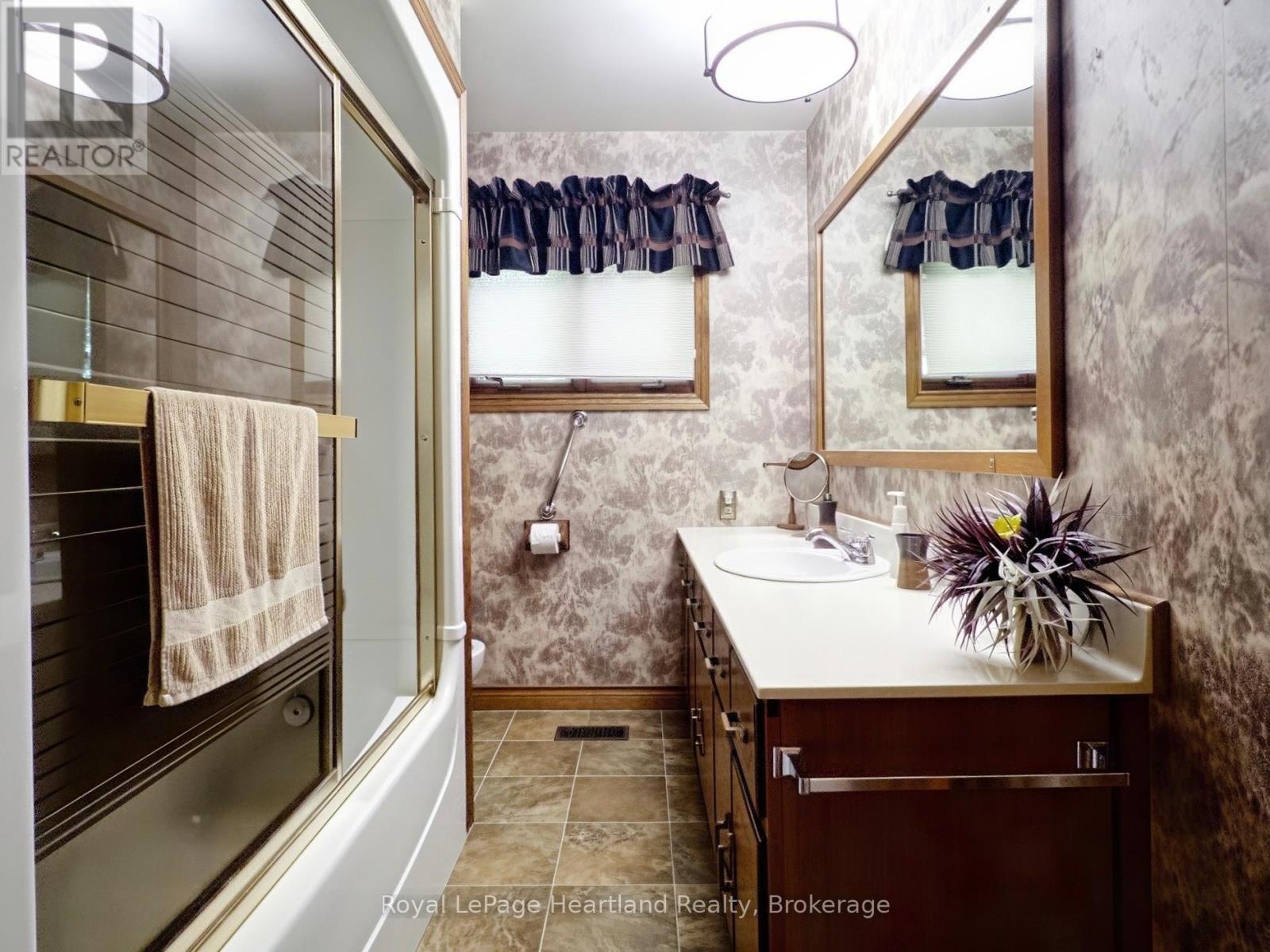 26 York Crescent, Bluewater, Ontario  N0M 1X0 - Photo 14 - X13827746