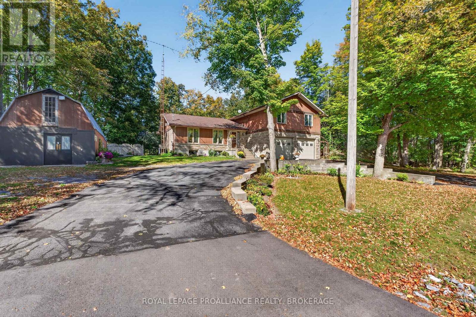 4454 Bellrock Road, Frontenac, Ontario K0H 2W0 - Photo 2 - X13827678