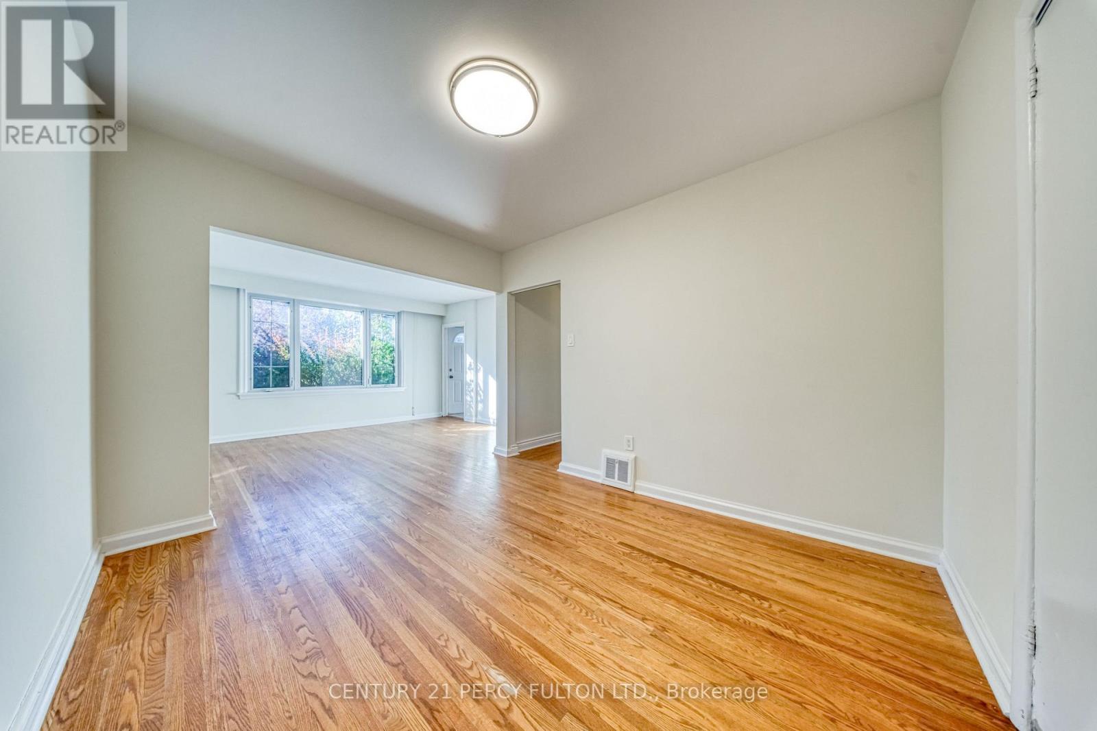 124 Homewood Avenue, Toronto, Ontario  M2M 1K3 - Photo 12 - C13827616