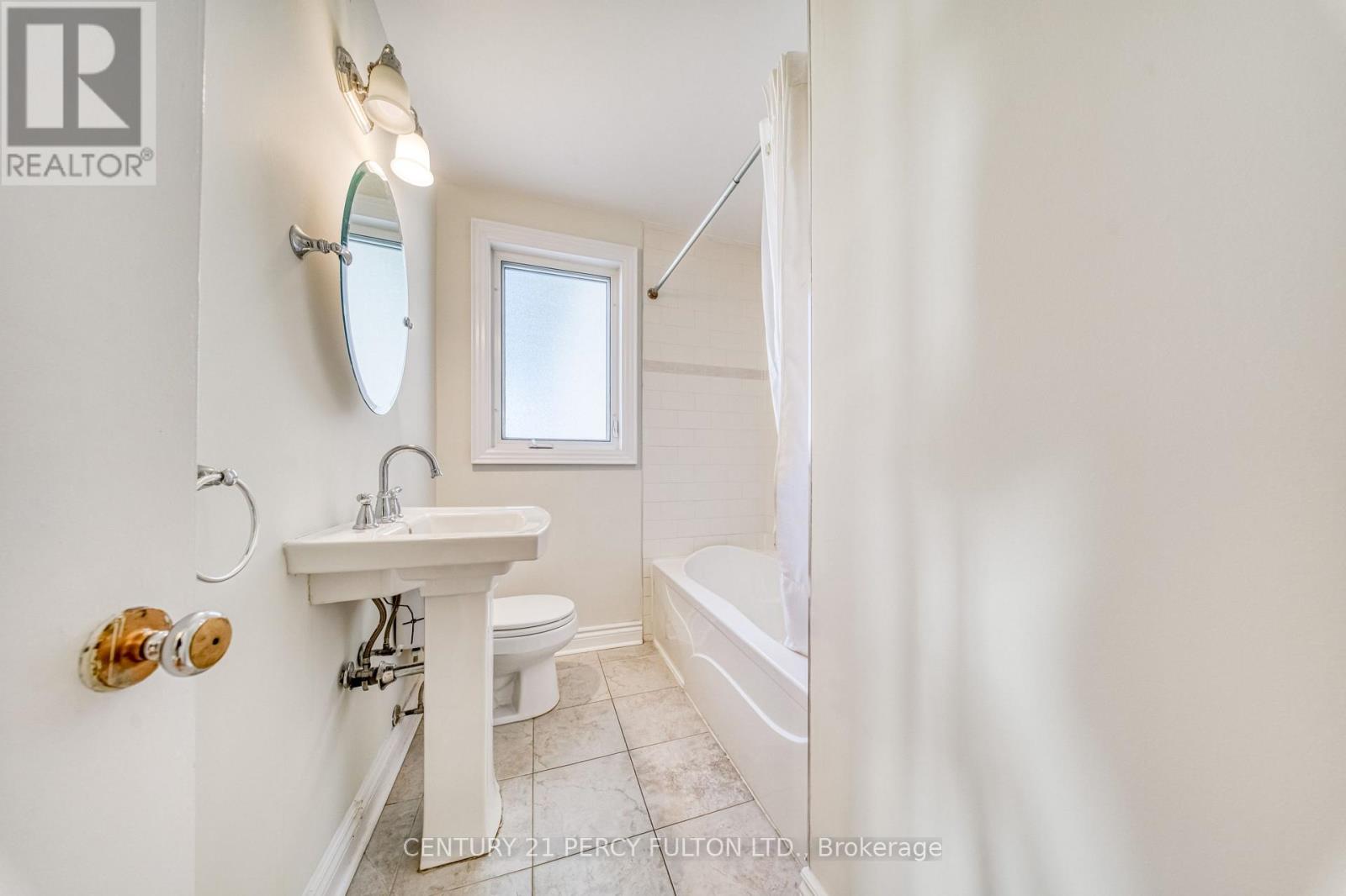 124 Homewood Avenue, Toronto, Ontario  M2M 1K3 - Photo 16 - C13827616