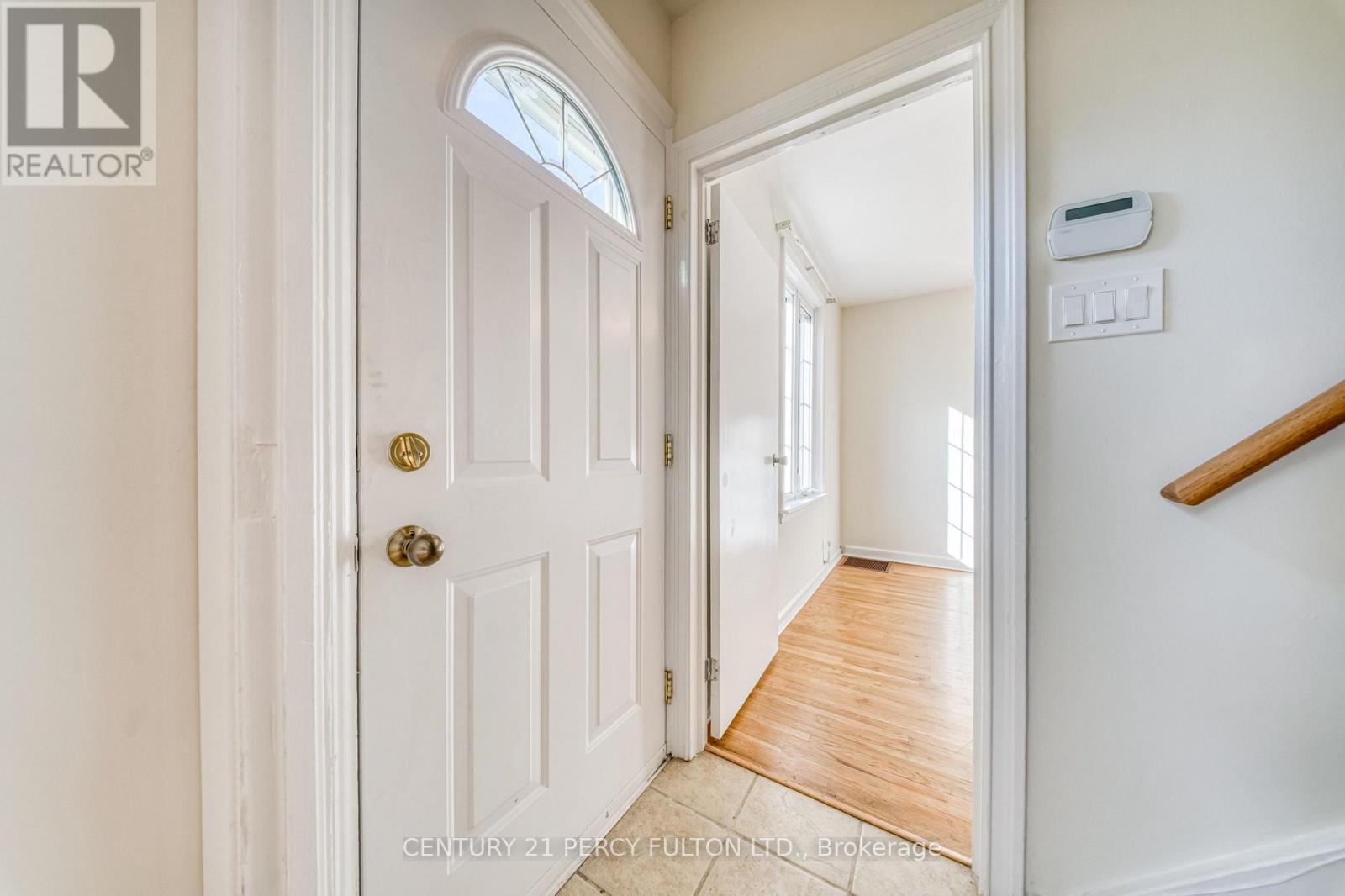 124 Homewood Avenue, Toronto, Ontario  M2M 1K3 - Photo 3 - C13827616