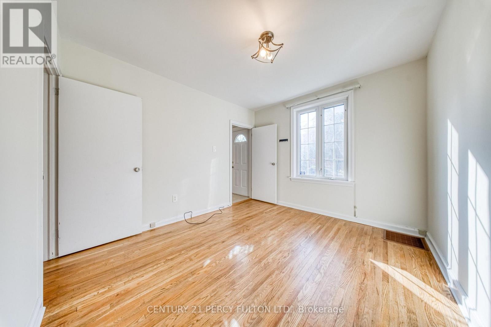 124 Homewood Avenue, Toronto, Ontario  M2M 1K3 - Photo 6 - C13827616