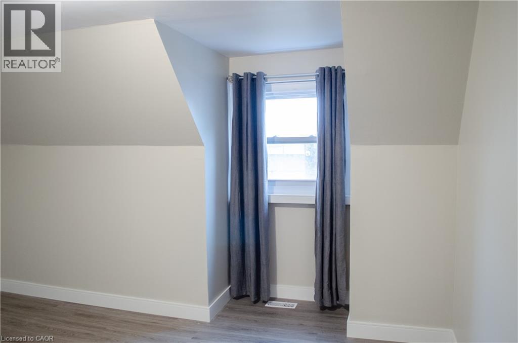 16 St. Joseph's Drive Unit# 3, Hamilton, Ontario  L8N 2E6 - Photo 6 - 40864252