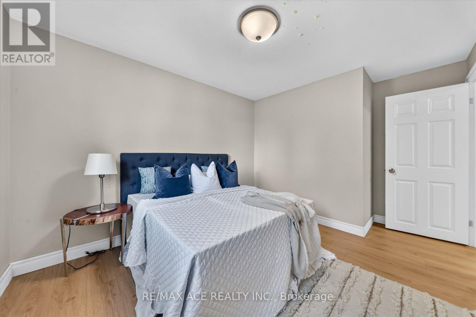 21 Sir Raymond Drive, Toronto, Ontario  M1E 1C1 - Photo 21 - E13827536