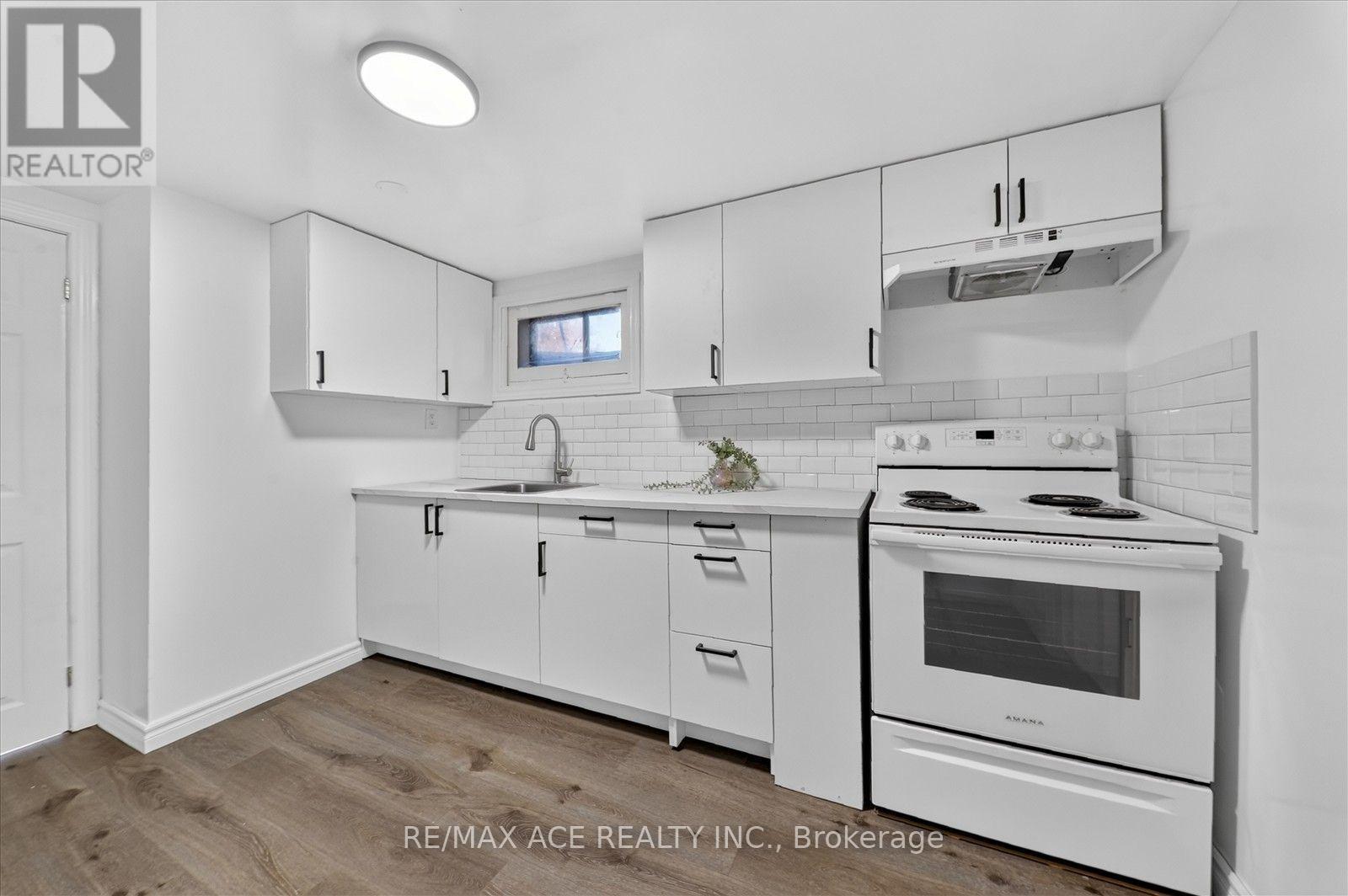 21 Sir Raymond Drive, Toronto, Ontario  M1E 1C1 - Photo 29 - E13827536