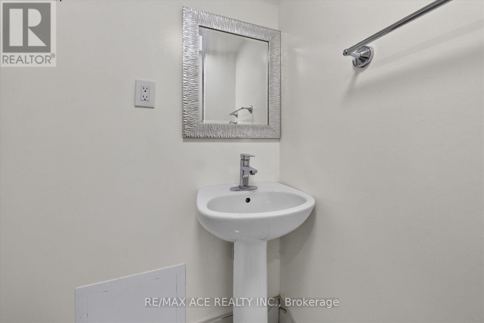 21 Sir Raymond Drive, Toronto, Ontario  M1E 1C1 - Photo 33 - E13827536