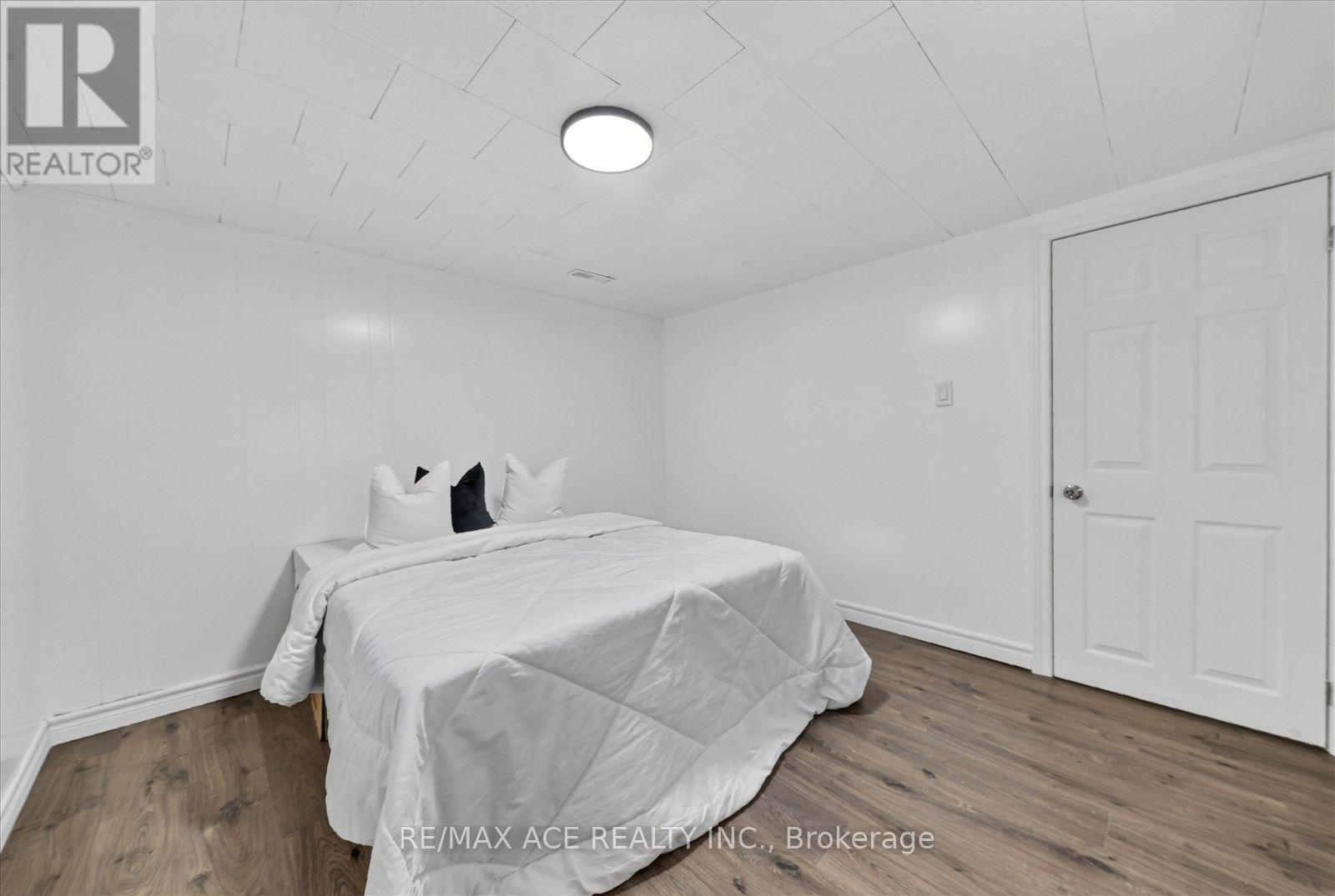 21 Sir Raymond Drive, Toronto, Ontario  M1E 1C1 - Photo 34 - E13827536