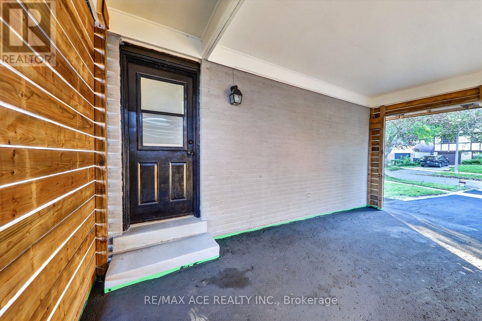 21 Sir Raymond Drive, Toronto, Ontario  M1E 1C1 - Photo 36 - E13827536