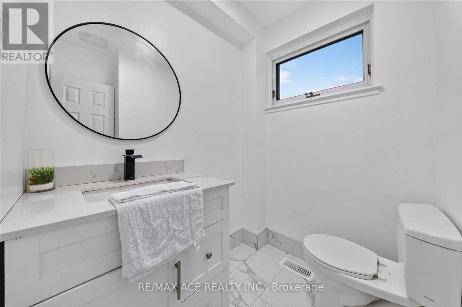 21 Sir Raymond Drive, Toronto, Ontario  M1E 1C1 - Photo 6 - E13827536