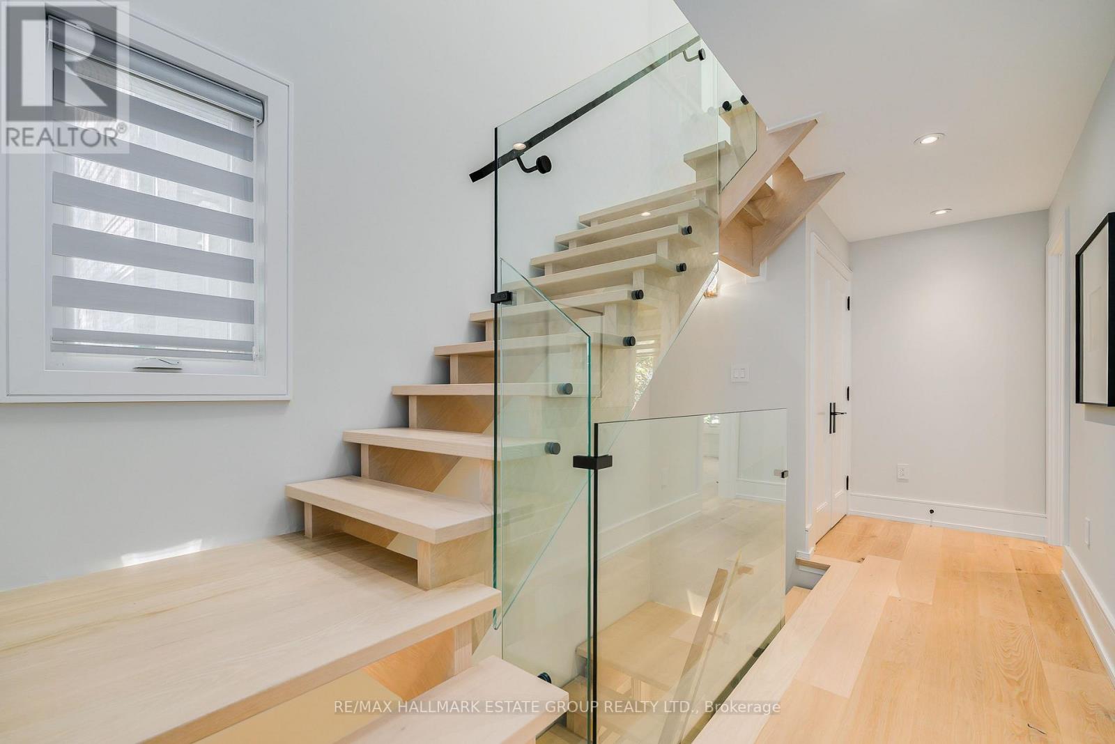 70 Bellefair Avenue, Toronto, Ontario  M4L 3T8 - Photo 30 - E13827702