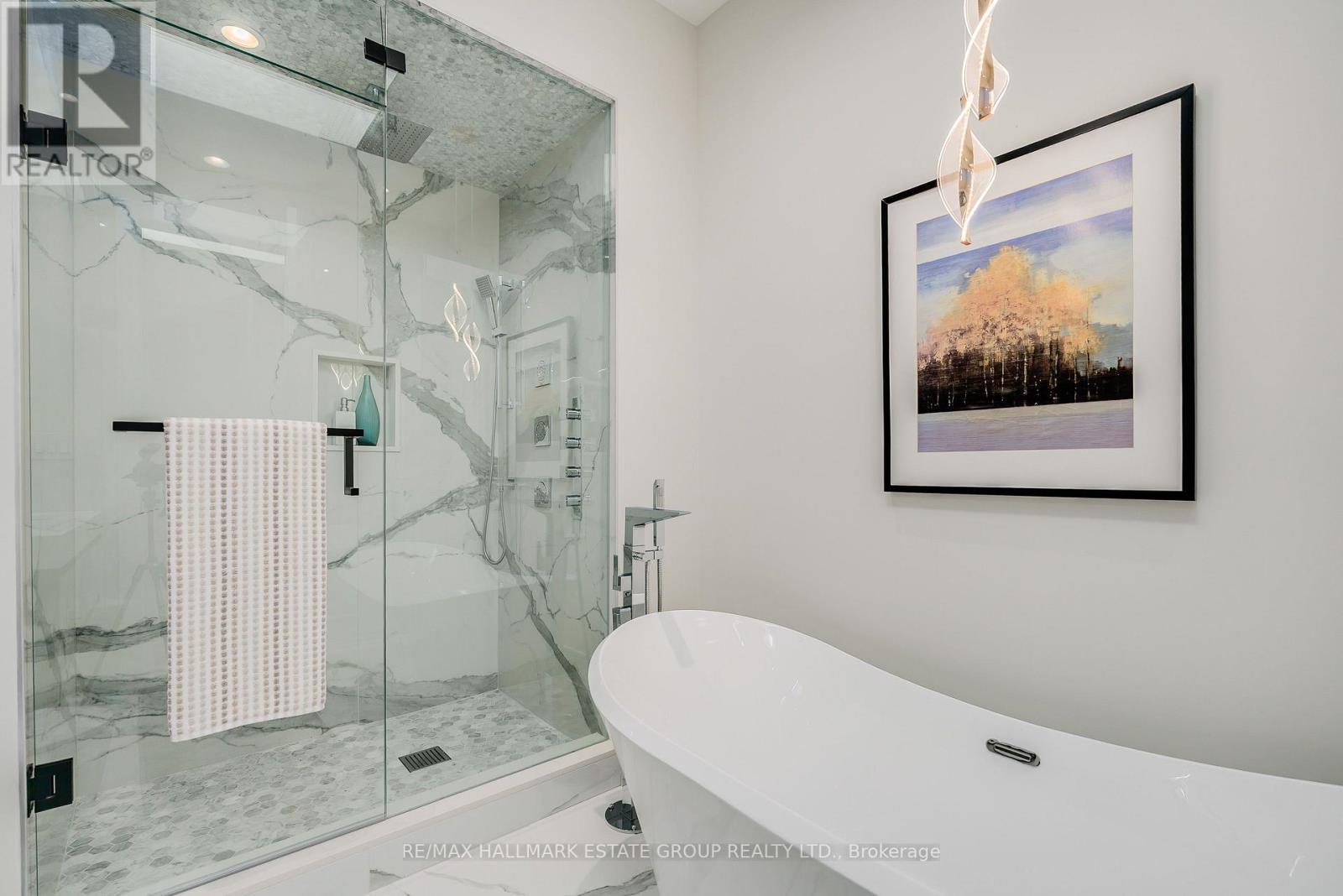 70 Bellefair Avenue, Toronto, Ontario  M4L 3T8 - Photo 35 - E13827702