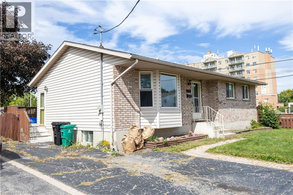 120 Union Street S, Cambridge, Ontario  N3H 2H1 - Photo 6 - 40866427