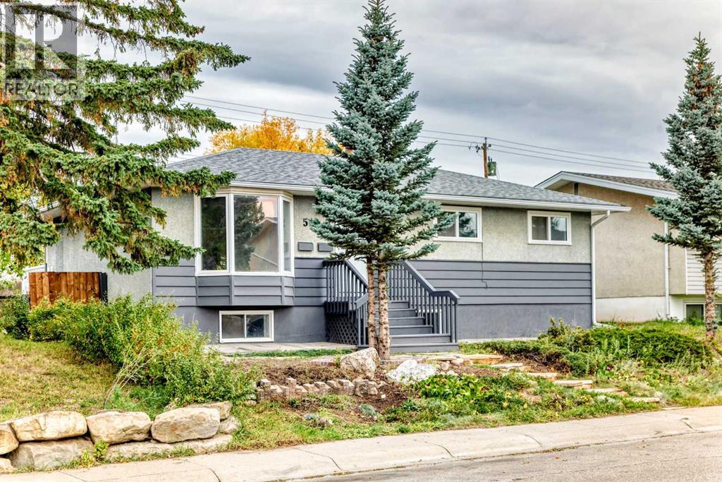 5603 Trelle Drive Ne, Calgary, Alberta  T2K 3V3 - Photo 2 - A2348060