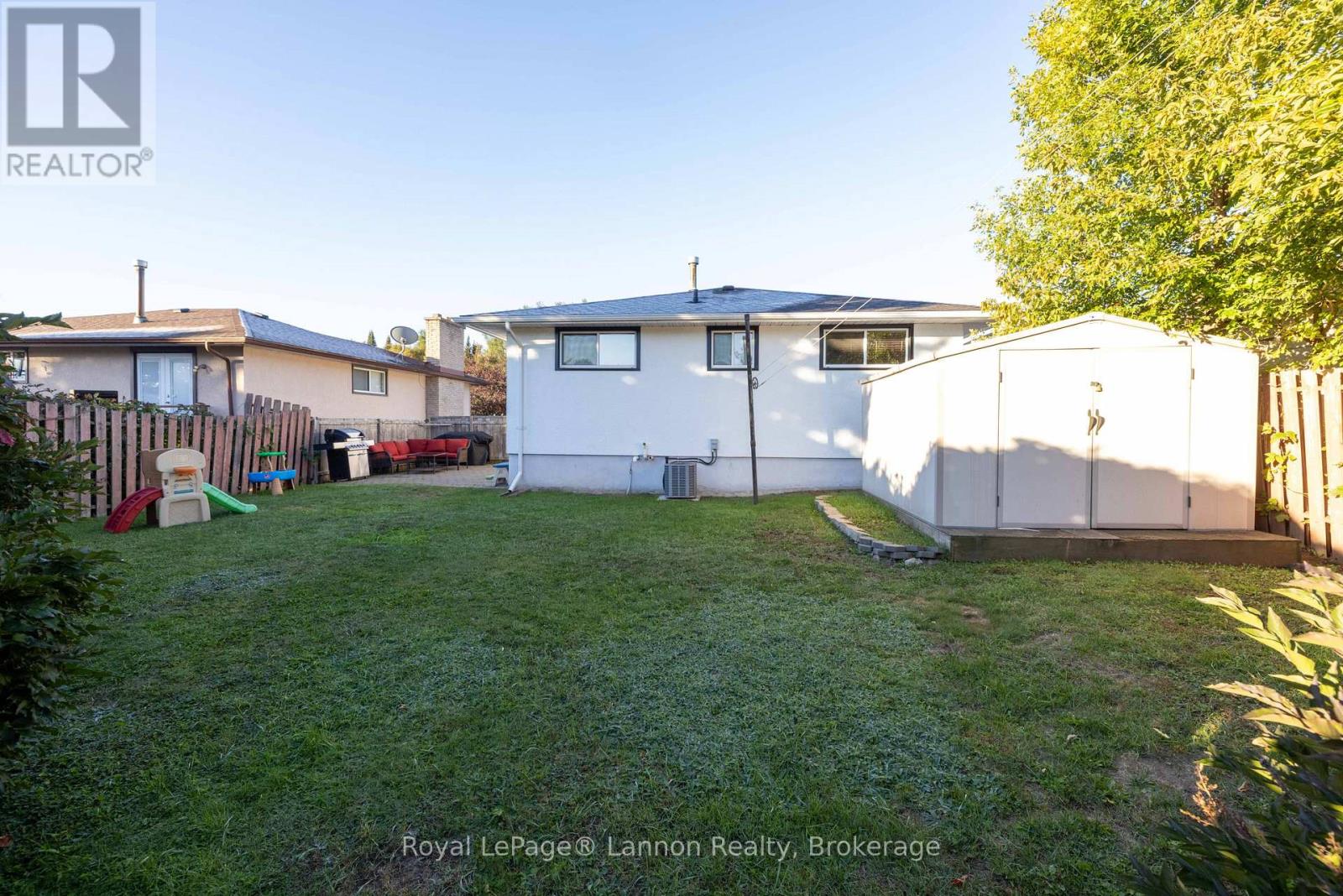 376 Ryerson Crescent, Thunder Bay, Ontario  P7C 5R6 - Photo 2 - X13827766