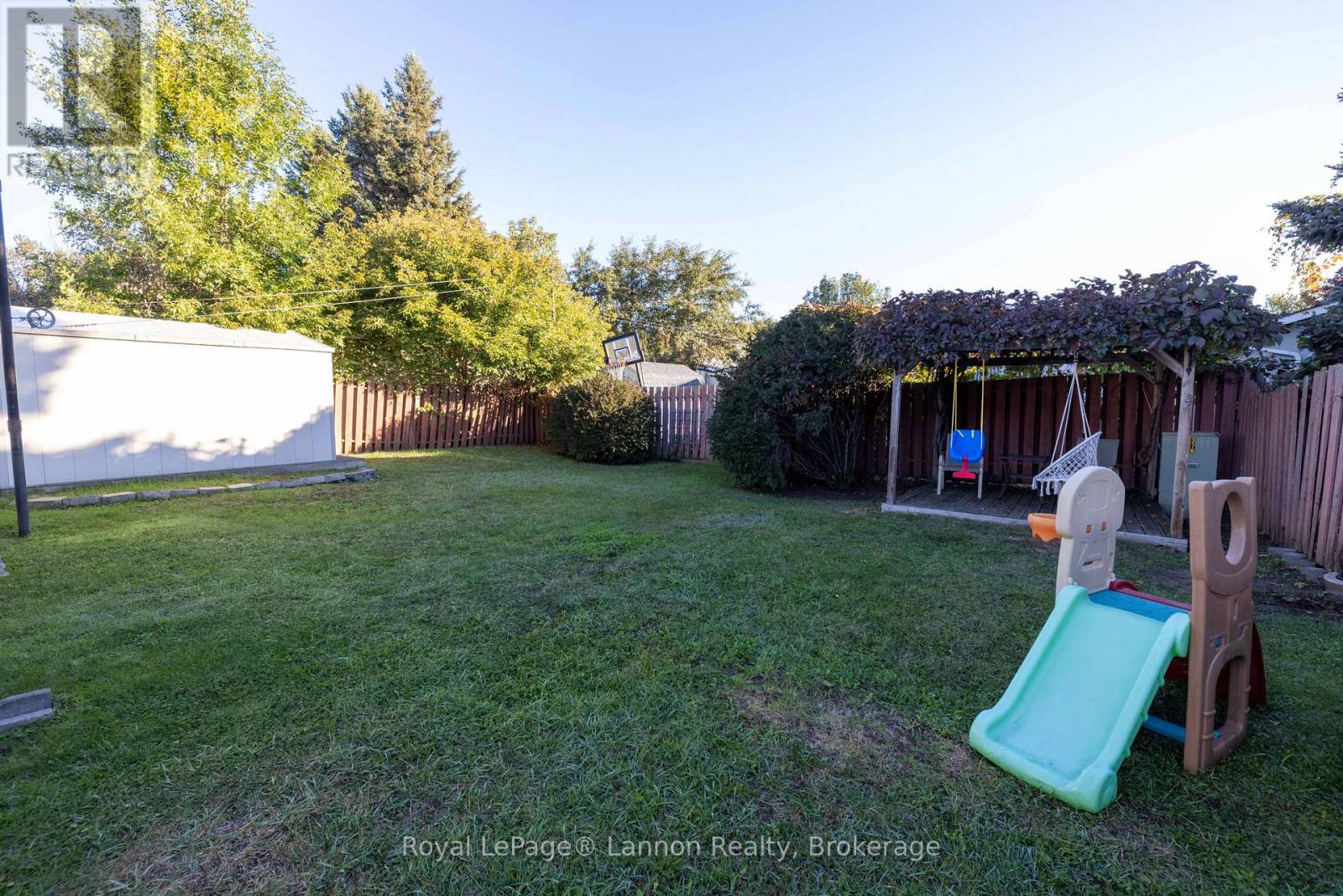 376 Ryerson Crescent, Thunder Bay, Ontario  P7C 5R6 - Photo 3 - X13827766