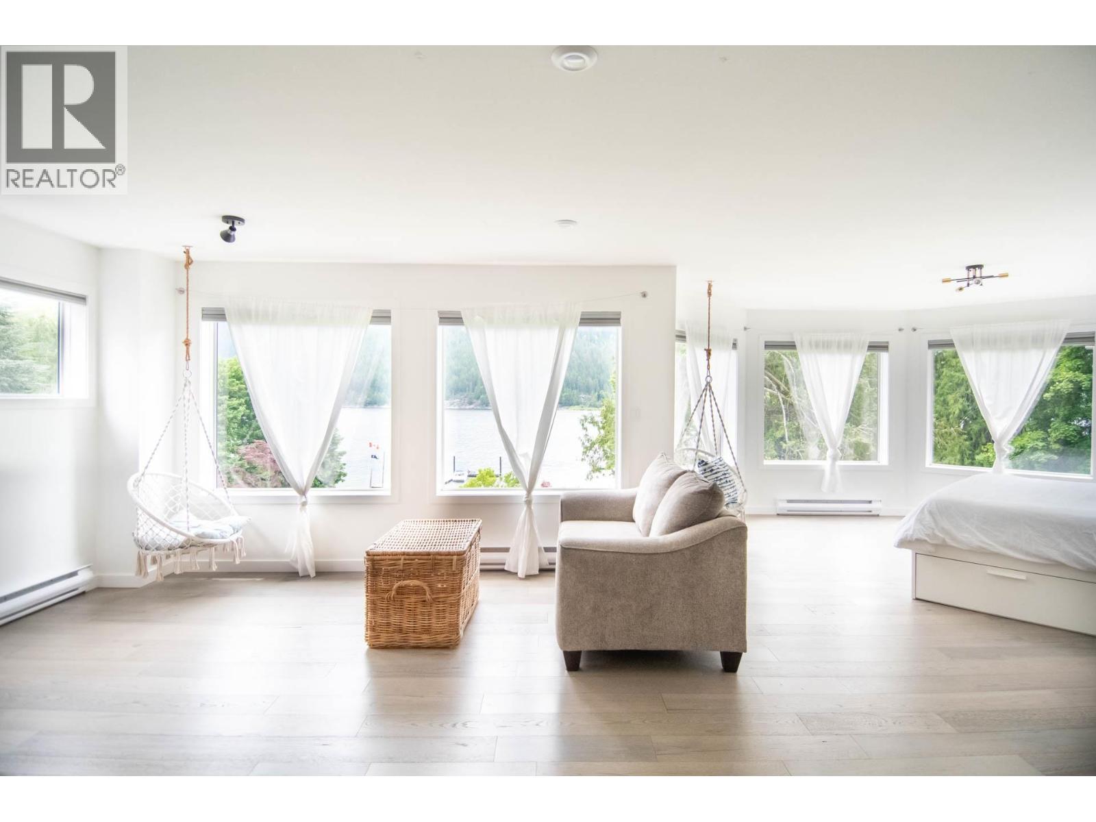 4161 Heroux Road, Nelson, British Columbia  V1L 6N5 - Photo 33 - 10401585