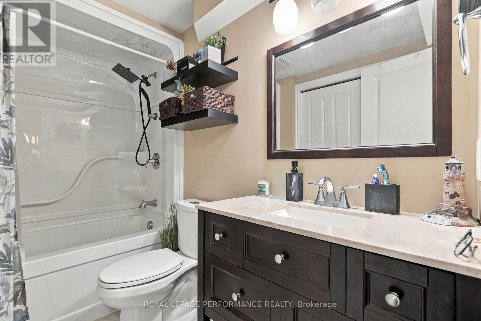 251 Topaze Crescent, Clarence-Rockland, Ontario  K4K 0E7 - Photo 12 - X13827516