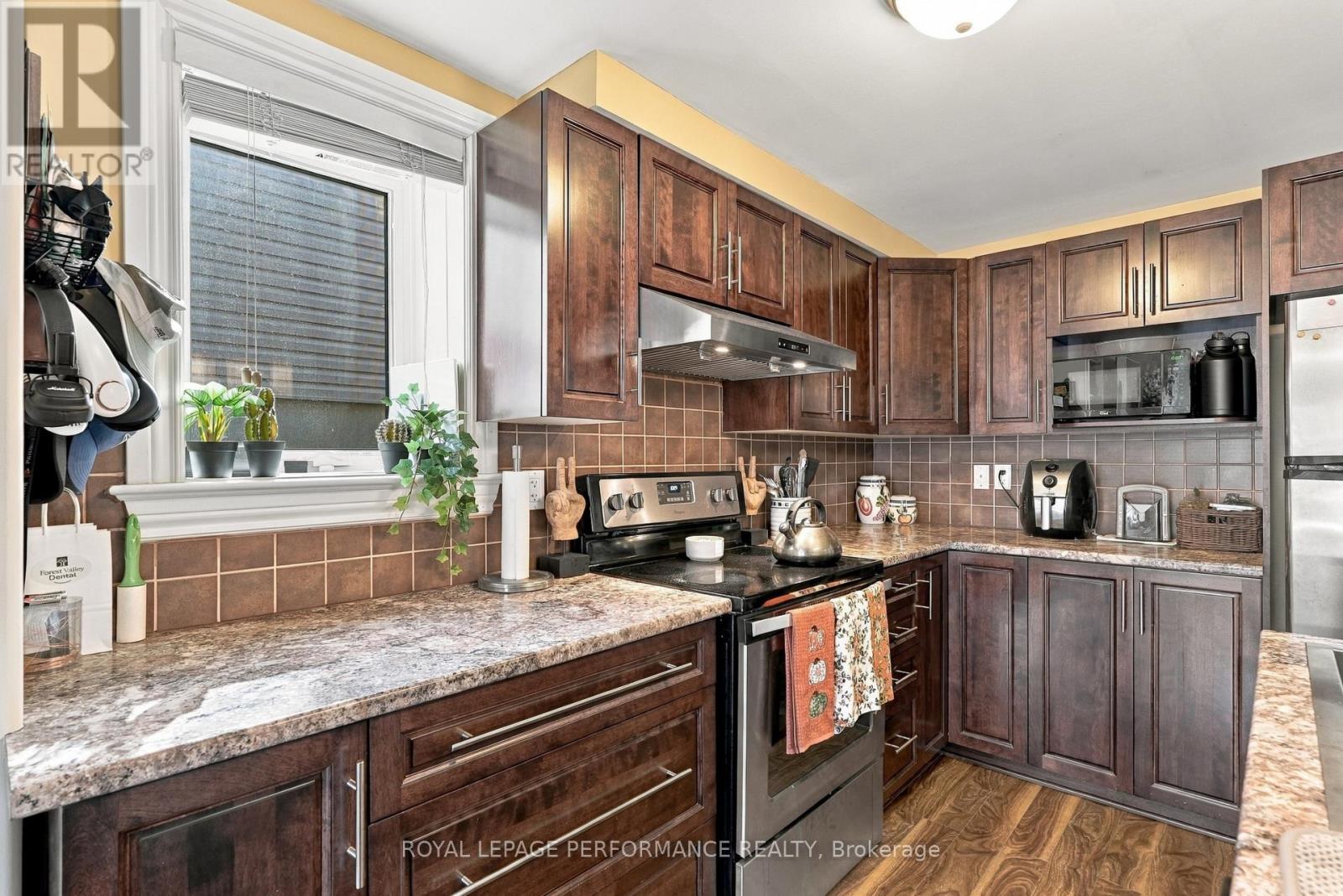 251 Topaze Crescent, Clarence-Rockland, Ontario K4K 0E7 - Photo 6 - X13827516