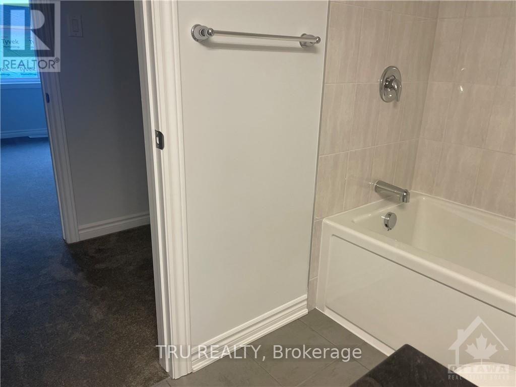 604 Lapland Terrace, Ottawa, Ontario  K2S 1B6 - Photo 12 - X13827532