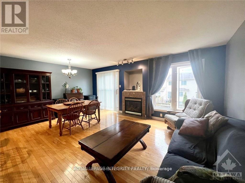 249 Saddlesmith Circle, Ottawa, Ontario  K2M 2Z1 - Photo 8 - X13827854