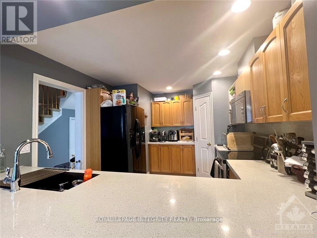 249 Saddlesmith Circle, Ottawa, Ontario  K2M 2Z1 - Photo 9 - X13827854