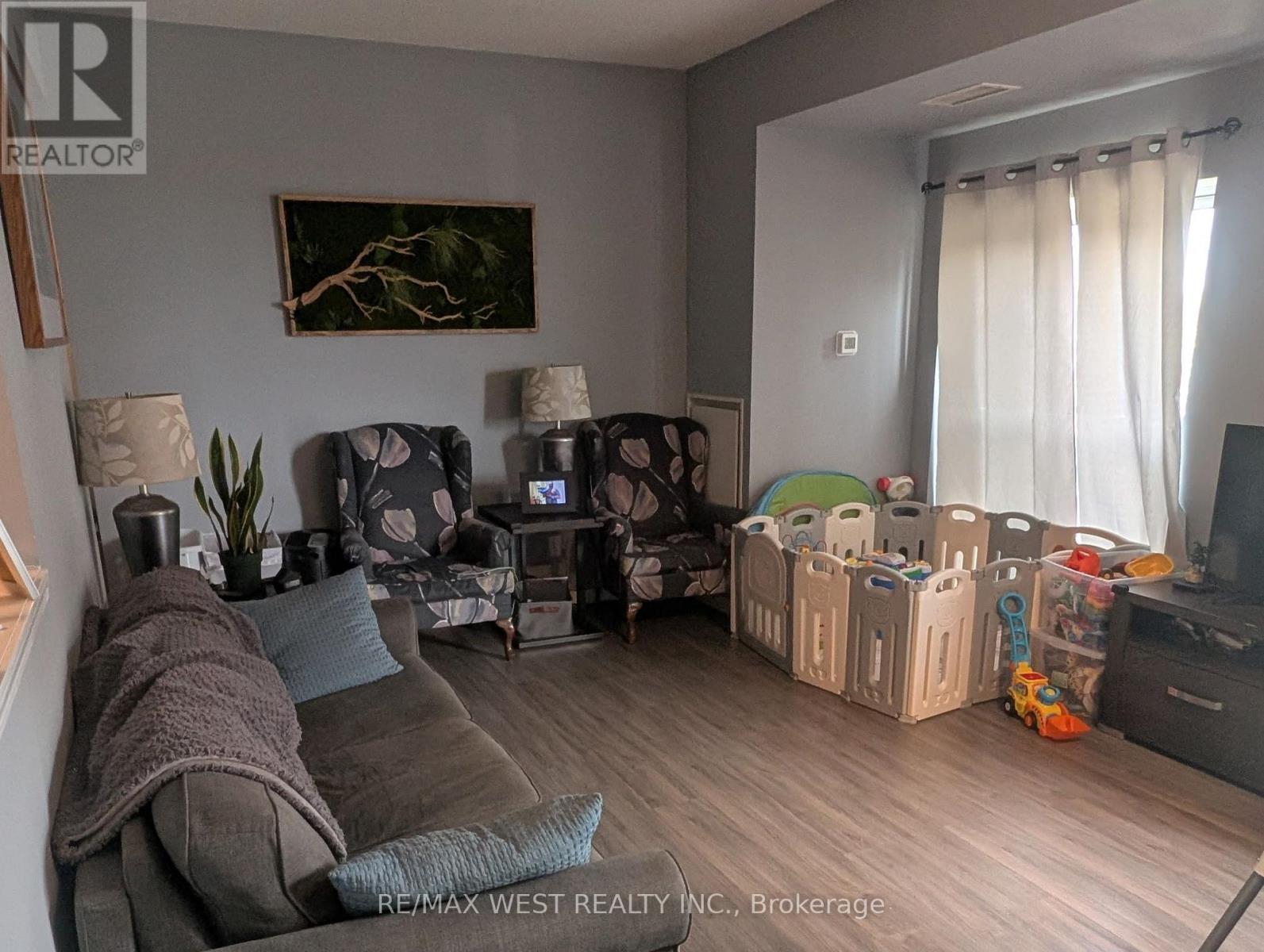 421 - 1 Maison Parc Court, Vaughan (Lakeview Estates), Ontario  L4J 9K1 - Photo 3 - N13827546