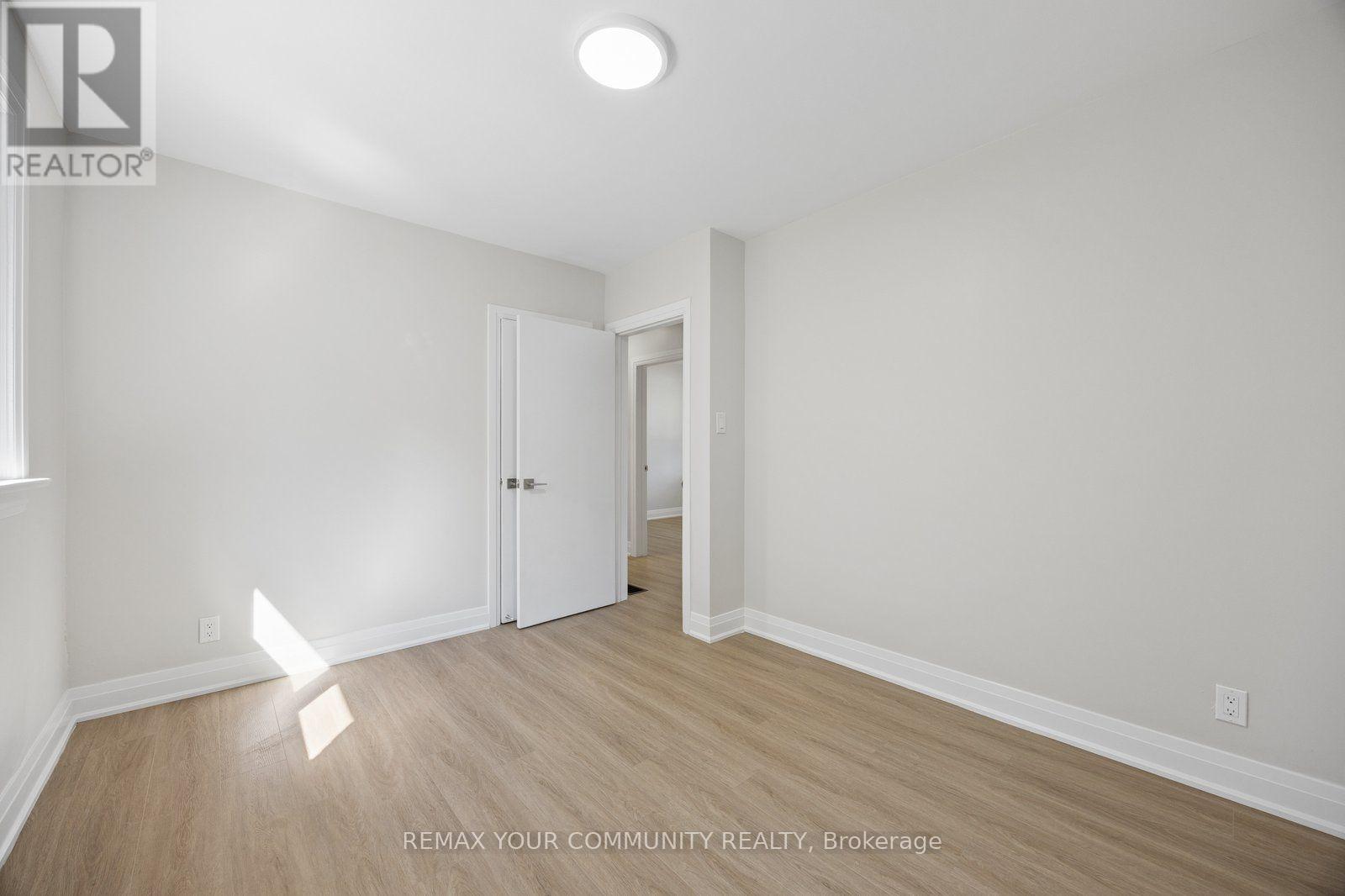 110 Evahill Crescent, Richmond Hill (Mill Pond), Ontario  L4C 4S7 - Photo 12 - N13827612