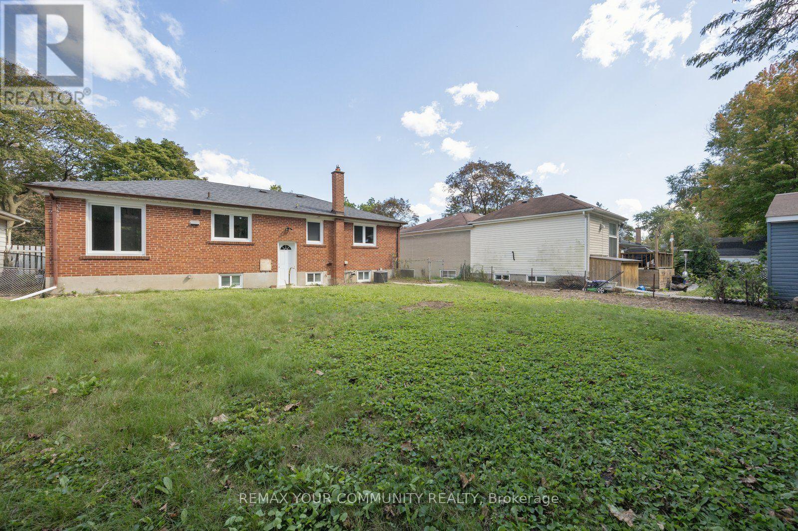 110 Evahill Crescent, Richmond Hill (Mill Pond), Ontario  L4C 4S7 - Photo 19 - N13827612