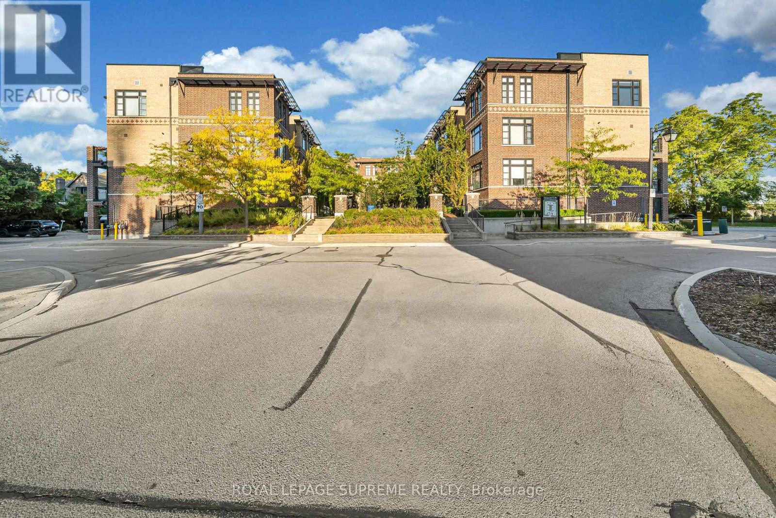 43 - 8167 Kipling Avenue, Vaughan, Ontario  L4L 0G4 - Photo 3 - N13827780