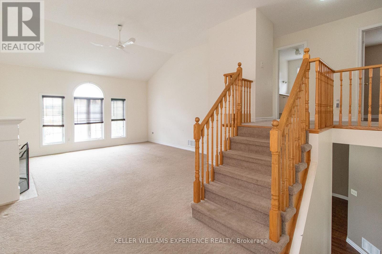 304 Country Lane, Barrie (Painswick South), Ontario  L4N 5Z6 - Photo 10 - S13827512