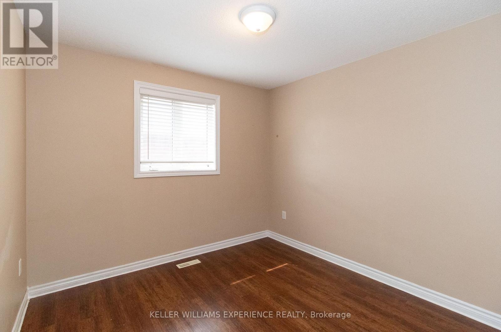 304 Country Lane, Barrie (Painswick South), Ontario  L4N 5Z6 - Photo 15 - S13827512