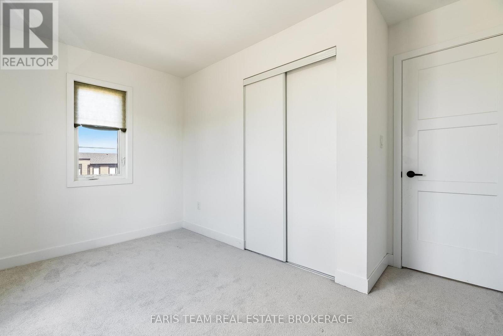 38 Silo Mews, Barrie, Ontario  L9J 0V3 - Photo 24 - S13827626