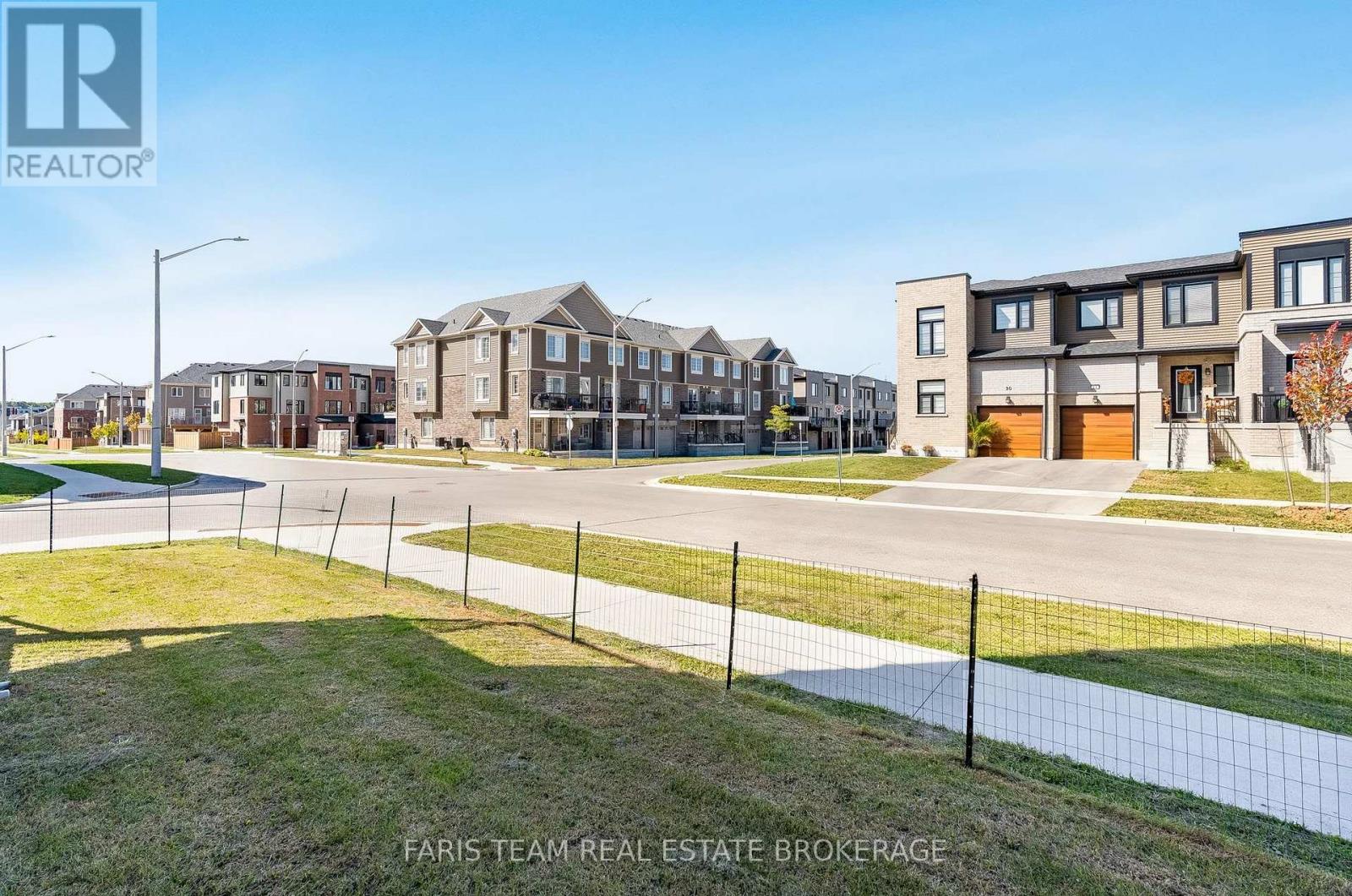 38 Silo Mews, Barrie, Ontario  L9J 0V3 - Photo 28 - S13827626