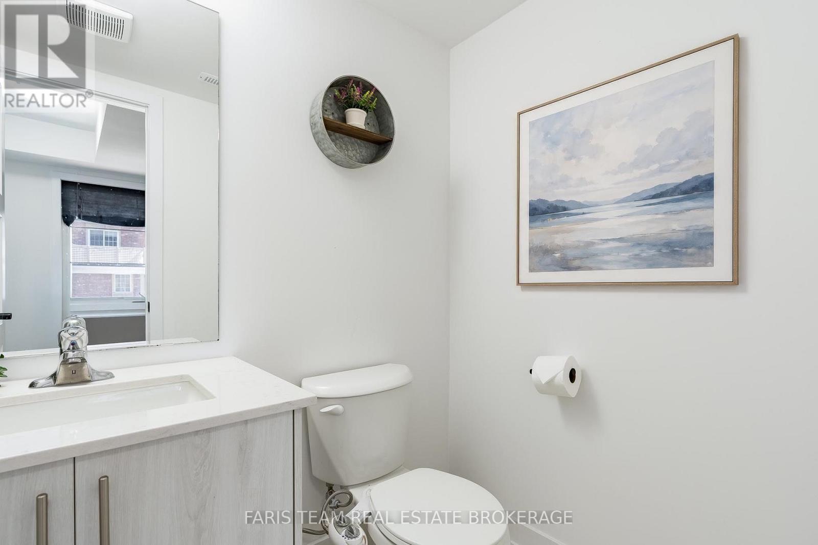 38 Silo Mews, Barrie, Ontario  L9J 0V3 - Photo 7 - S13827626