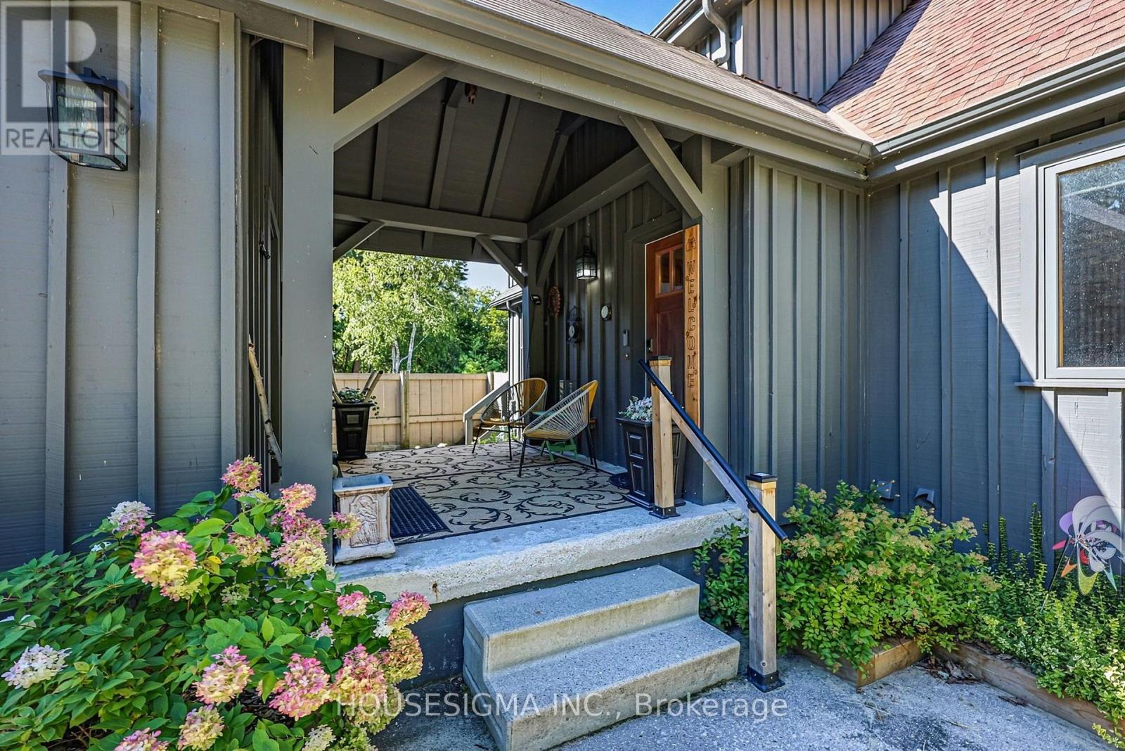 66 Islandview Crescent, Wasaga Beach, Ontario  L9Z 2V6 - Photo 4 - S13827744