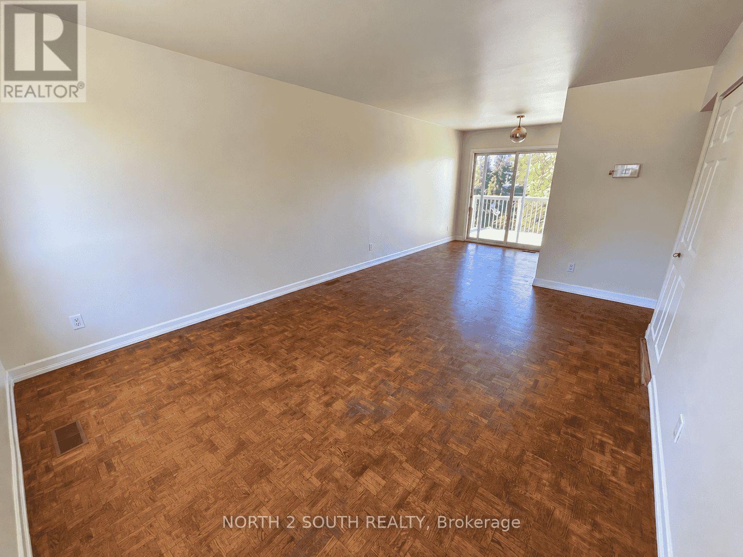 Upper Level - 242 Jeanne Street, Midland, Ontario  L4R 2J3 - Photo 2 - S13827808