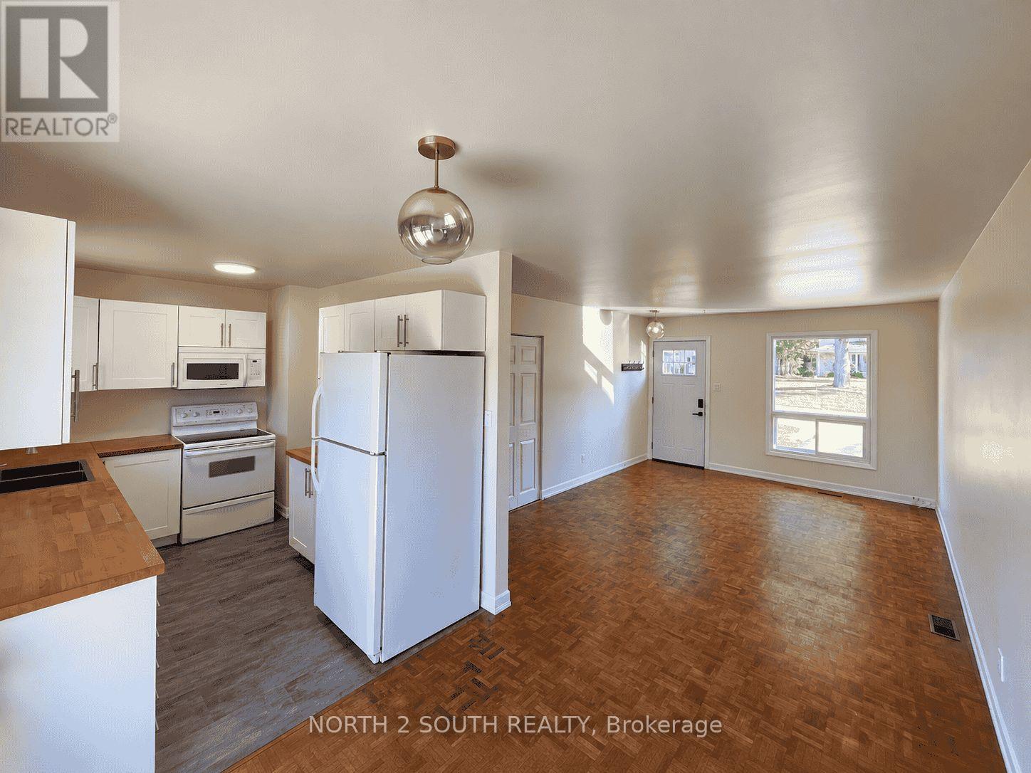 Upper Level - 242 Jeanne Street, Midland, Ontario  L4R 2J3 - Photo 4 - S13827808