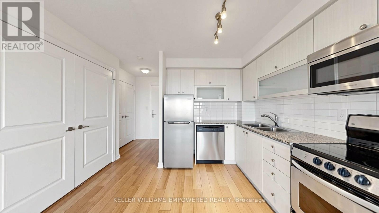 807 - 2015 Sheppard Avenue E, Toronto (Henry Farm), Ontario  M2J 0B3 - Photo 15 - C13809758