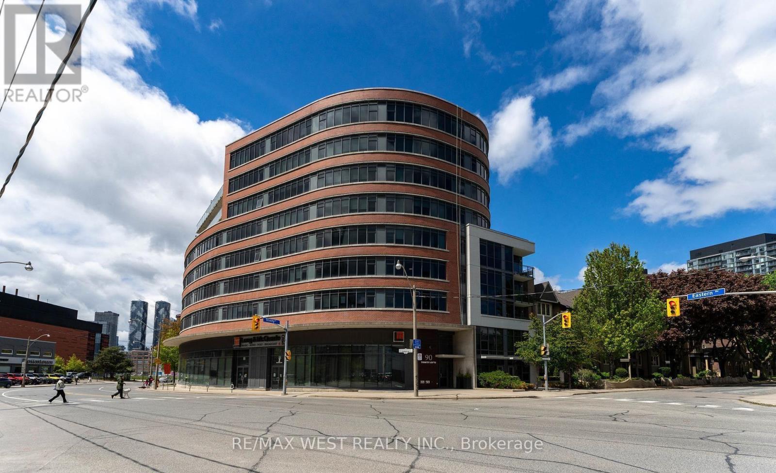 303 - 90 Trinity Street, Toronto, Ontario  M5A 0E4 - Photo 1 - C13825360