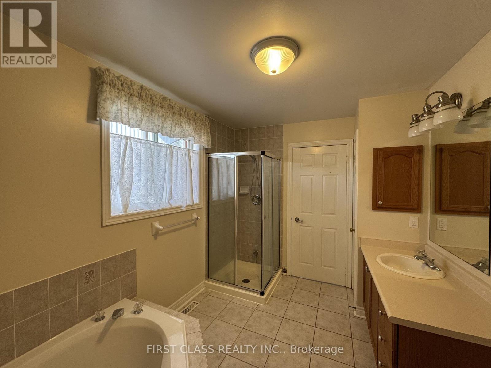 17 Maggs Street, Ajax, Ontario  L1T 4C5 - Photo 16 - E13826236