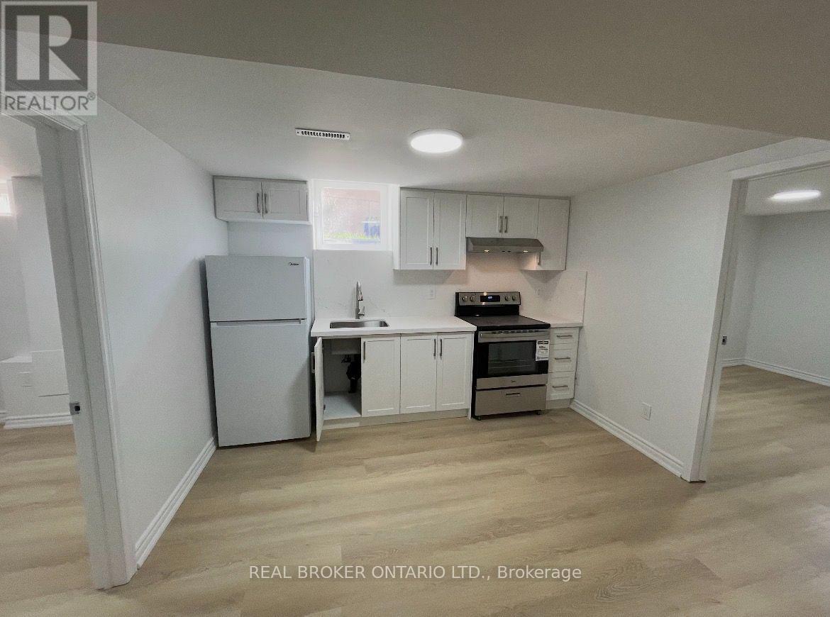 54 Tiffany Crescent, Markham, Ontario  L3R 3V1 - Photo 3 - N13552762