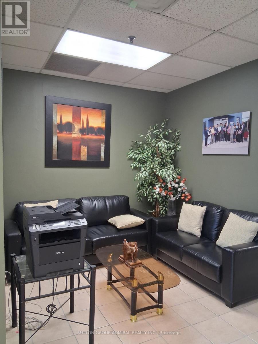 8 - 2355 Derry Road E, Mississauga, Ontario  L5S 1V6 - Photo 14 - W13827608