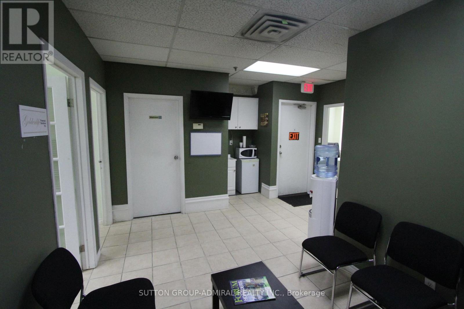 8 - 2355 Derry Road E, Mississauga, Ontario  L5S 1V6 - Photo 5 - W13827608