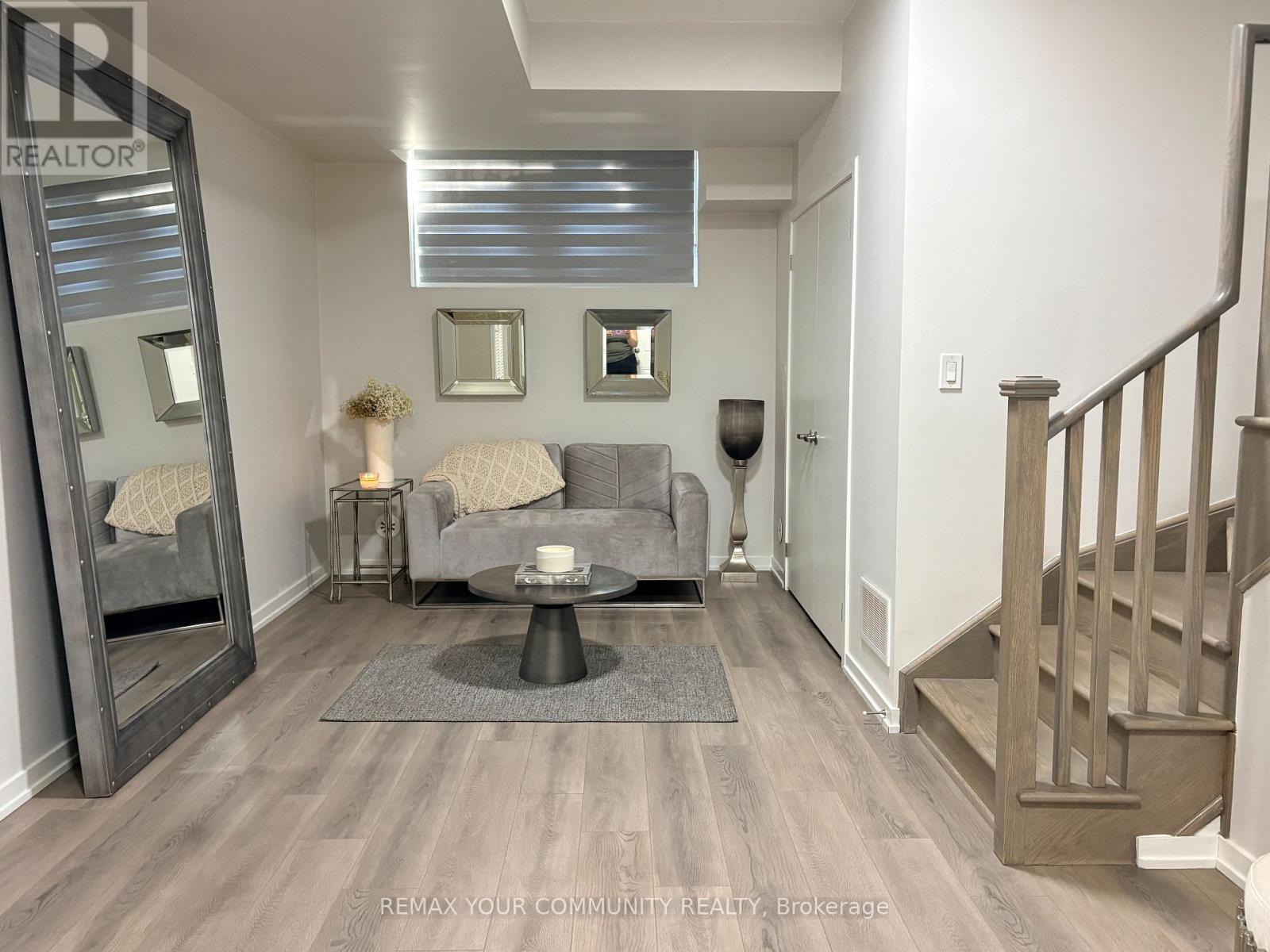 22 Lambert Lane, Caledon, Ontario L7E 2E1 - Photo 6 - W13827614