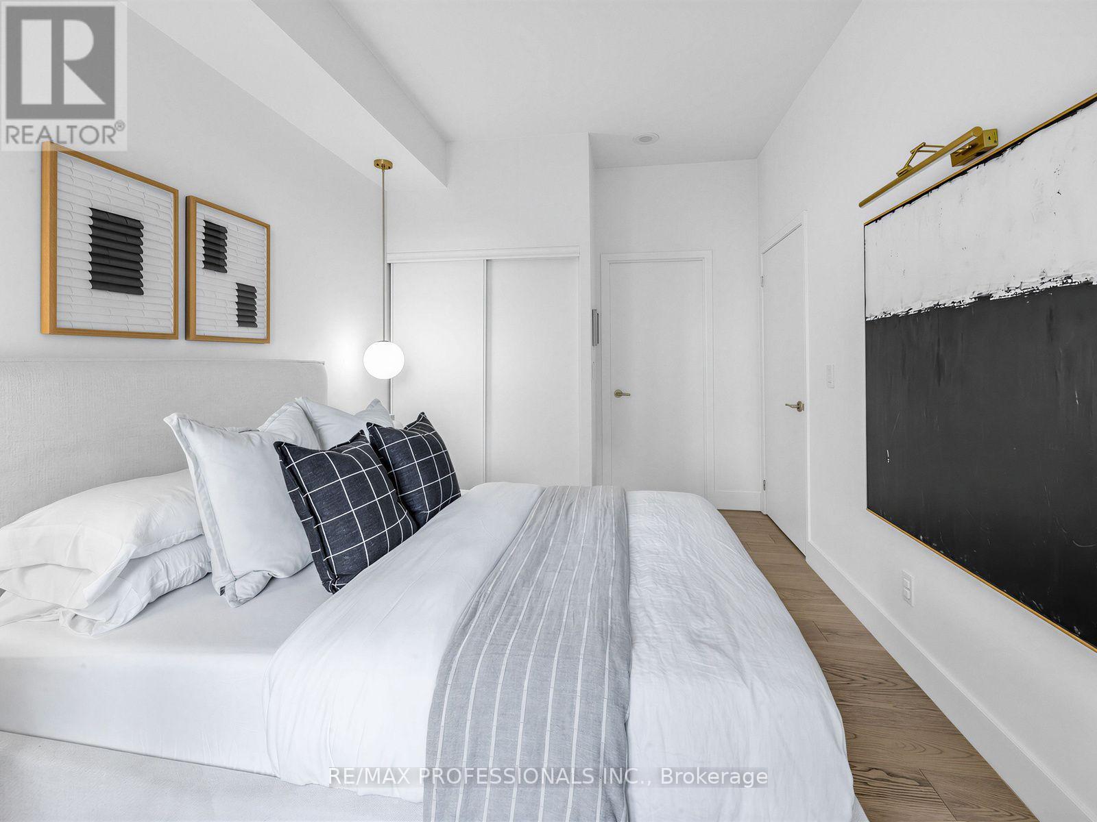 402 - 155 Legion Road N, Toronto, Ontario  M8Y 0A7 - Photo 15 - W13827660